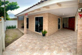 Refúgio perto do Mar: Ótima casa a 350m da praia
